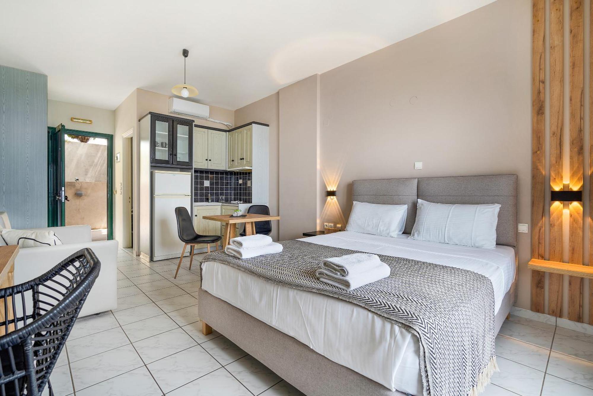 Sunset Premium Studio 8 Áyios Nikítas Habitación foto